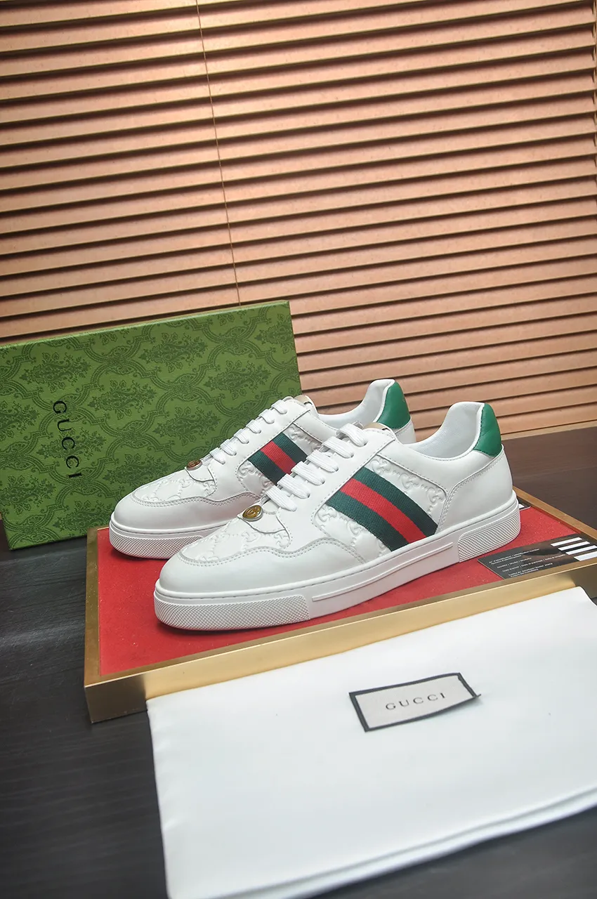 Men's men's shoes💰420💶[GUCCI Gucci] official website 1:1 men's sports shoes are now on the market, using original Gucci fabric + gluten lining, plus the official website original 1:1 comfortable outsole. Fashionable and versatile, super comfortable and breathable. 5 colors available, standard shoe size 38/45 (custom-made sizes 45 are non-refundable)
